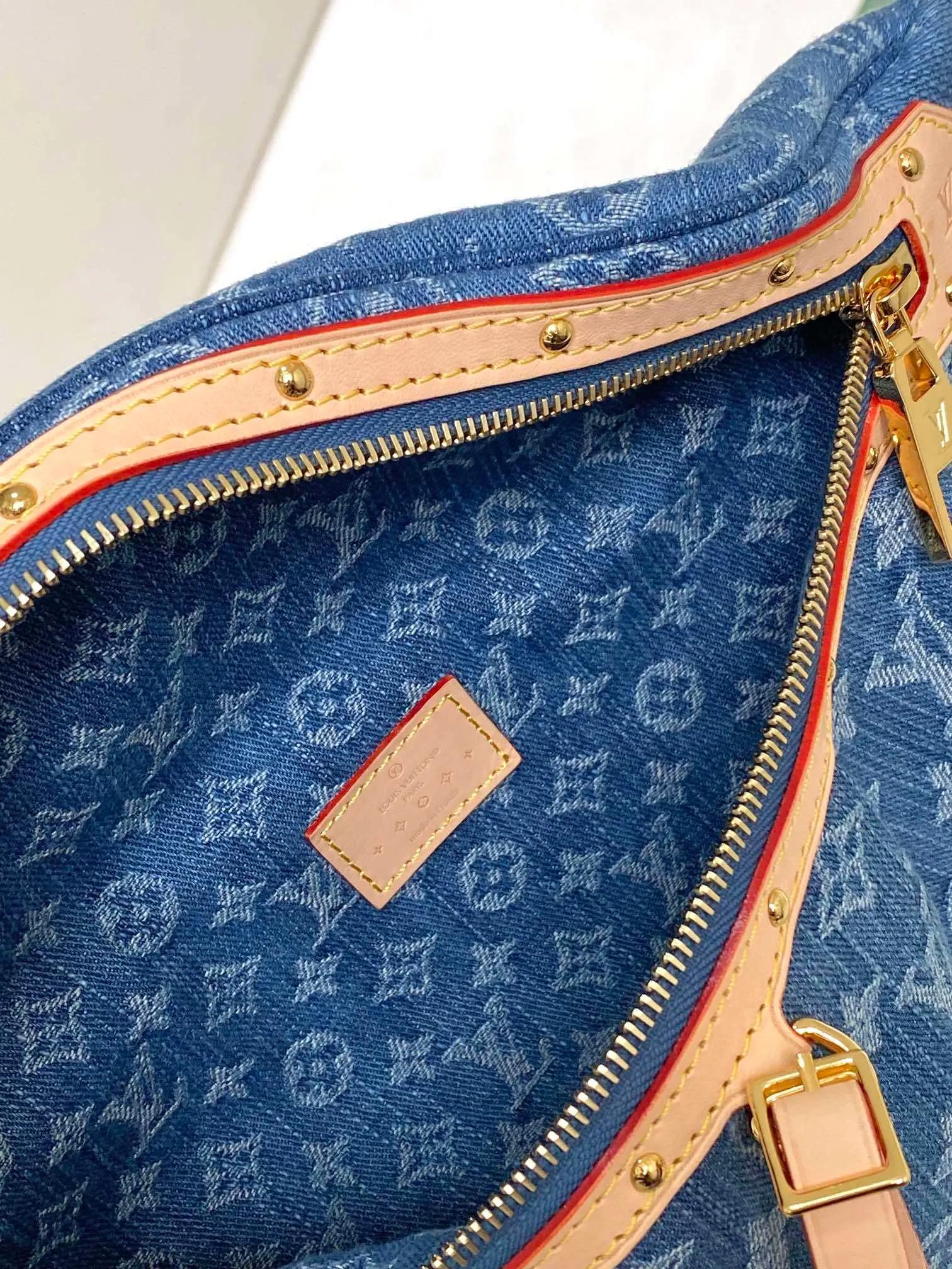 All Categories Official Website "Brand Women's Bags" Women's Bags 💙 LV 2026 New LV Crossbody Bag