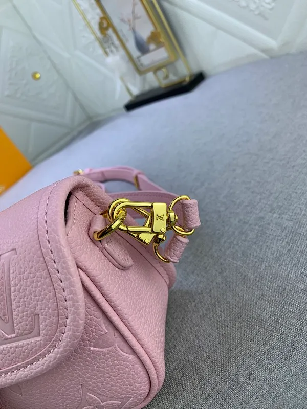 All Categories Official Website "Brand Women's Bags" Women's Bags 💙 LV 2024 New LV Crossbody Bag