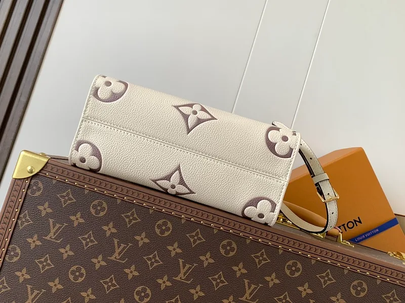 All Categories Official Website "Brand Women's Bags" Women's Bags 💙 LV 2026 New LV Crossbody Bag