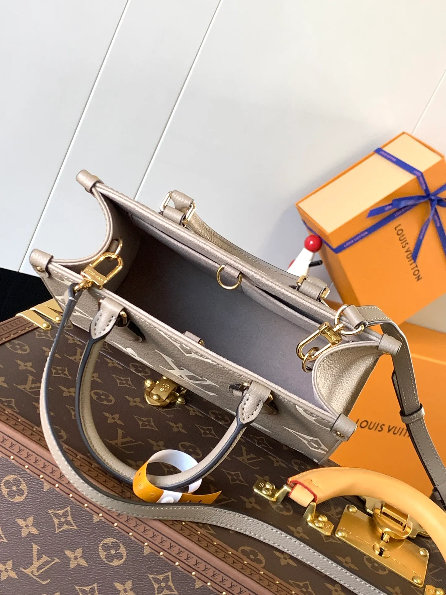 All Categories Official Website "Brand Women's Bags" Women's Bags 💙 LV 2026 New LV Crossbody Bag