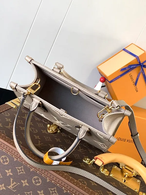 All Categories Official Website "Brand Women's Bags" Women's Bags 💙 LV 2026 New LV Crossbody Bag