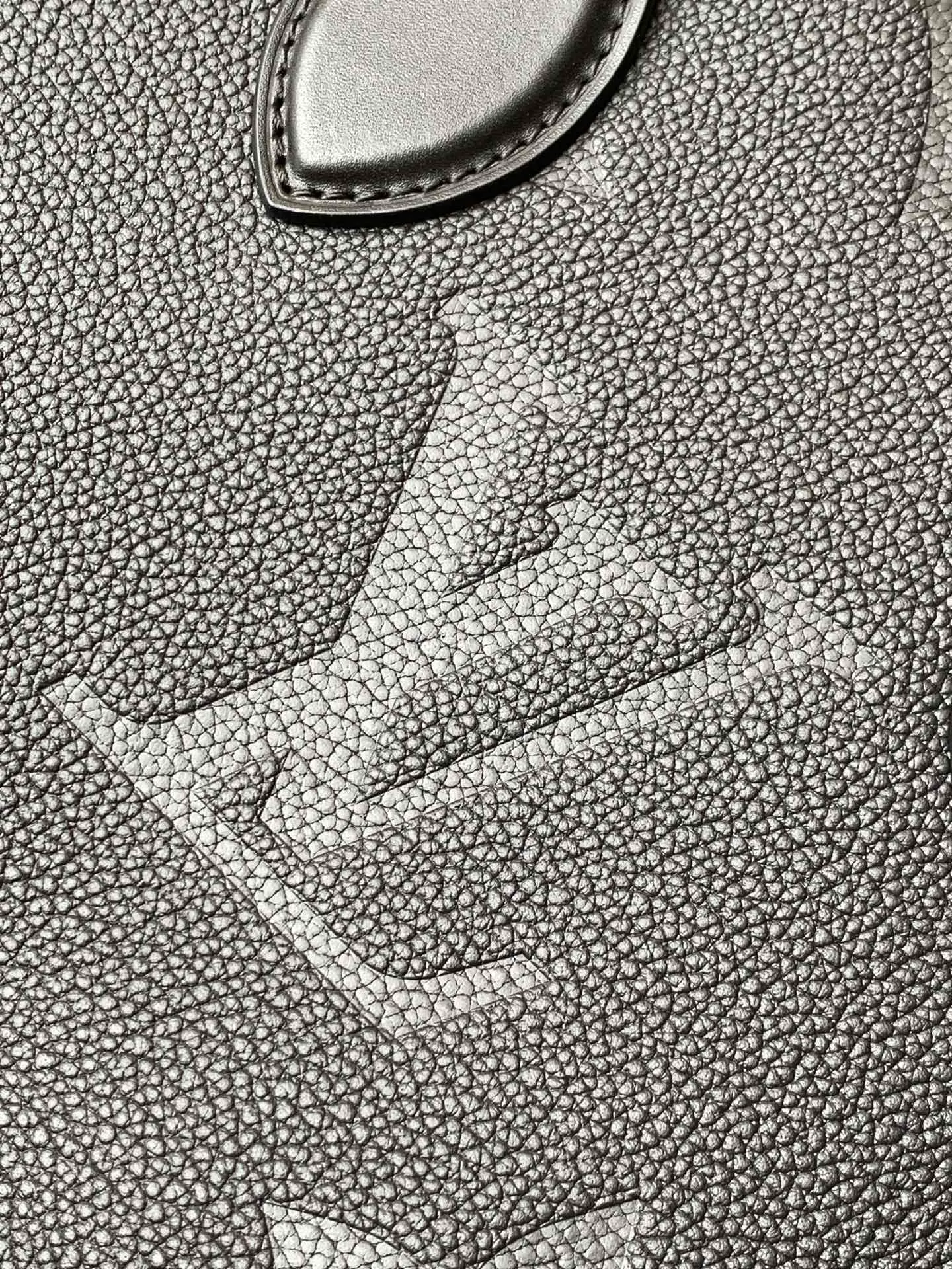 All Categories Official Website "Brand Women's Bags" Women's Bags 💙 LV 2026 New LV Crossbody Bag