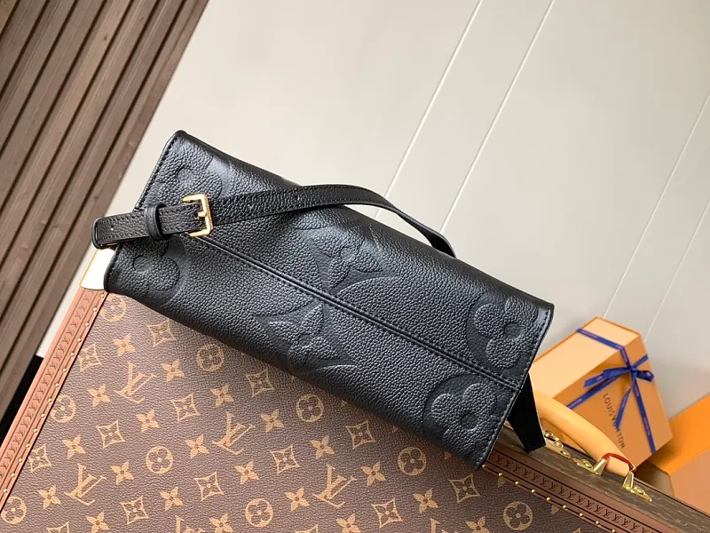 All Categories Official Website "Brand Women's Bags" Women's Bags 💙 LV 2026 New LV Crossbody Bag