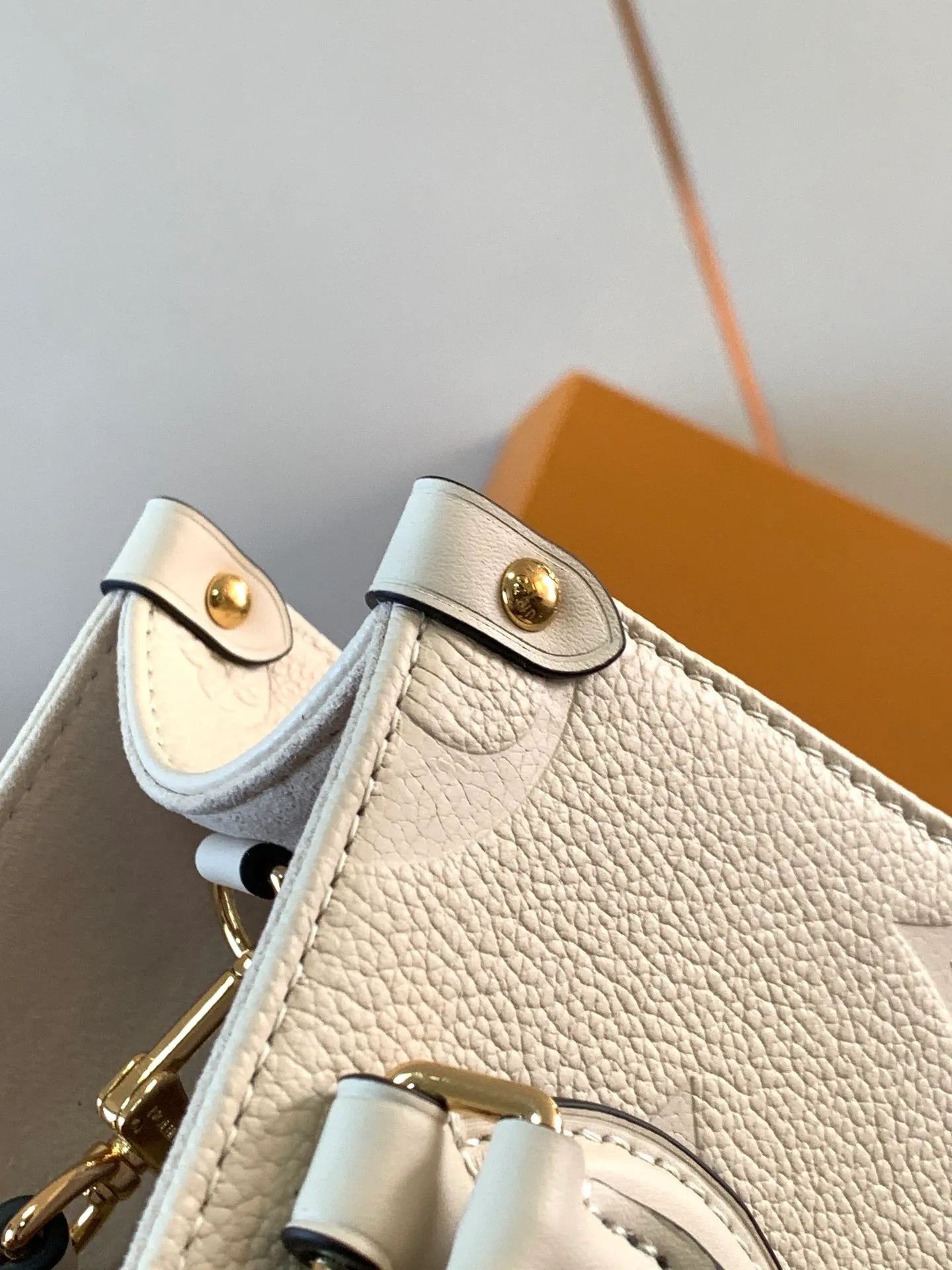 All Categories Official Website "Brand Women's Bags" Women's Bags 💙 LV 2026 New LV Crossbody Bag