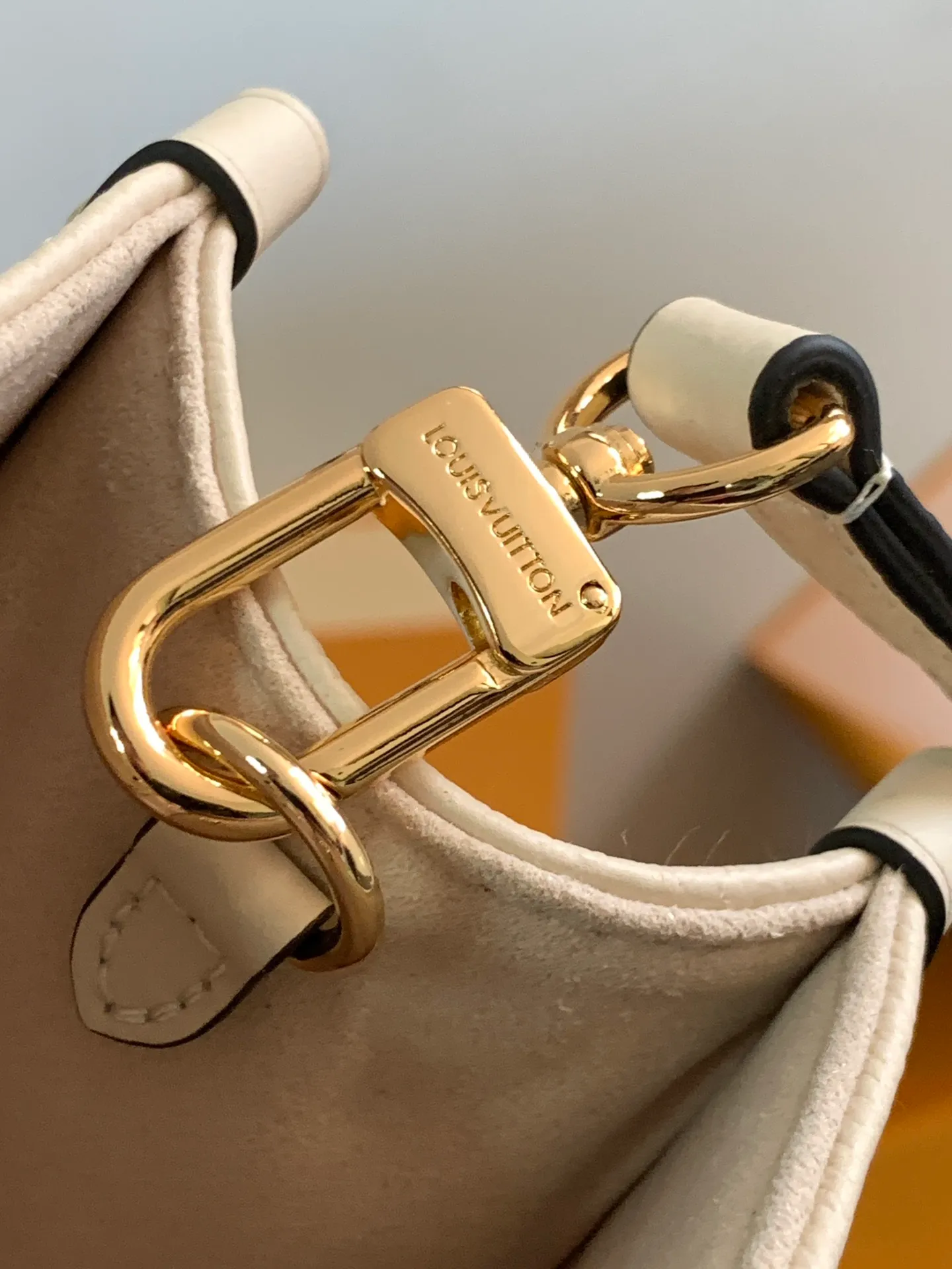 All Categories Official Website "Brand Women's Bags" Women's Bags 💙 LV 2026 New LV Crossbody Bag