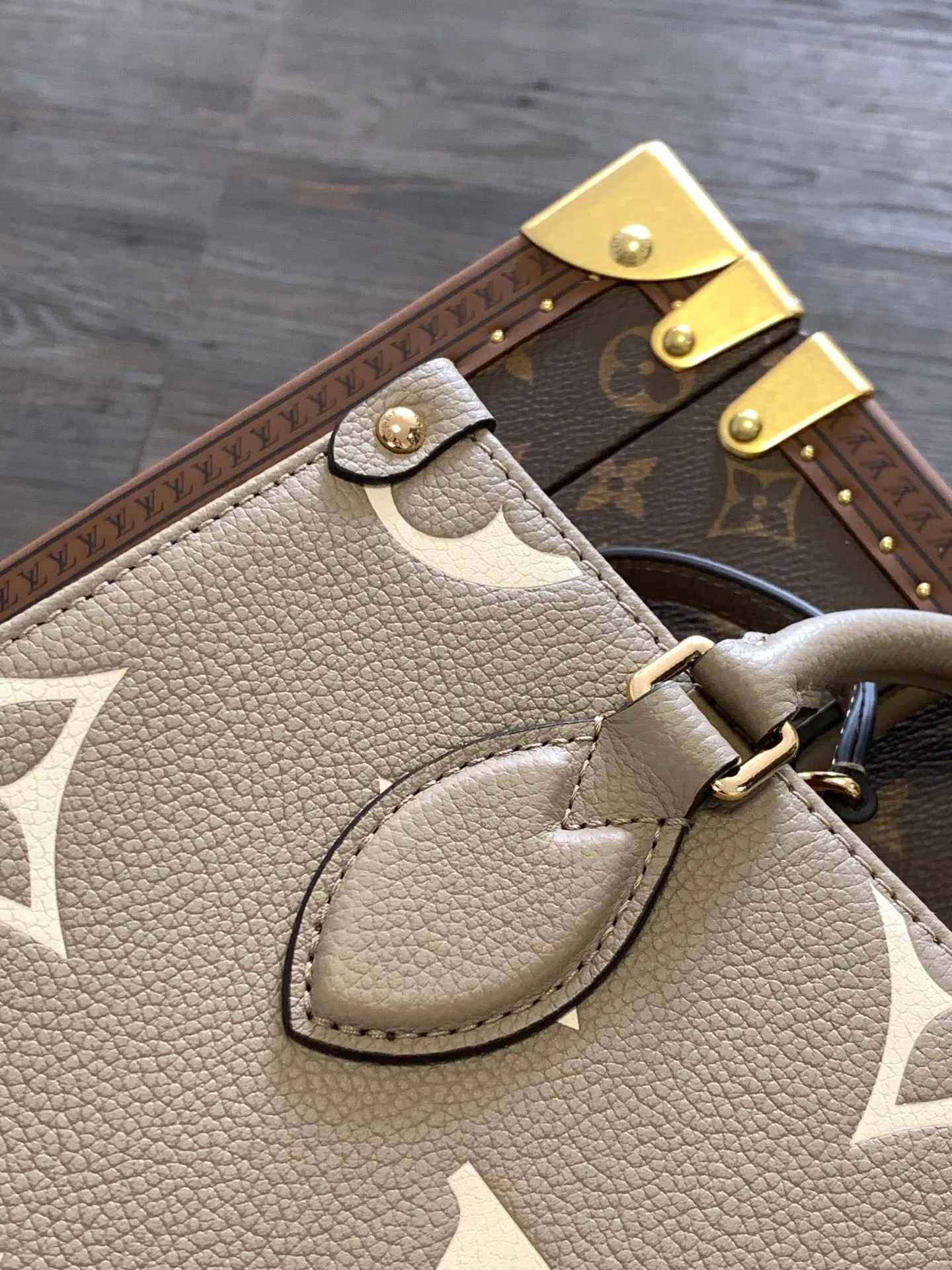 All Categories Official Website "Brand Women's Bags" Women's Bags 💙 LV 2026 New LV Crossbody Bag