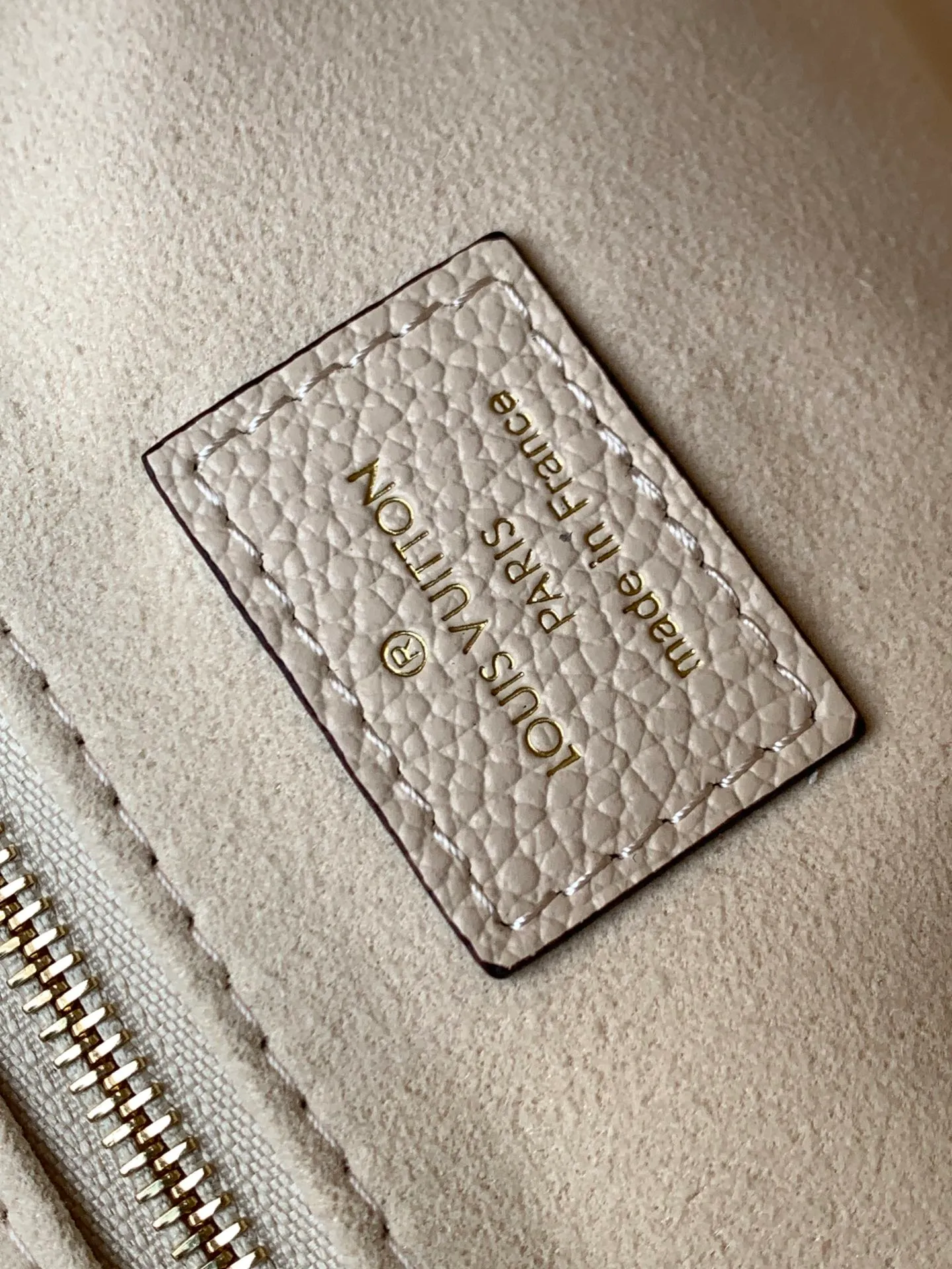 All Categories Official Website "Brand Women's Bags" Women's Bags 💙 LV 2026 New LV Crossbody Bag