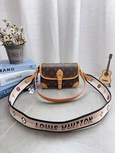 All Categories Official Website "Brand Women's Bags" Women's Bags 💙 LV 2025 New LV Crossbody Bag