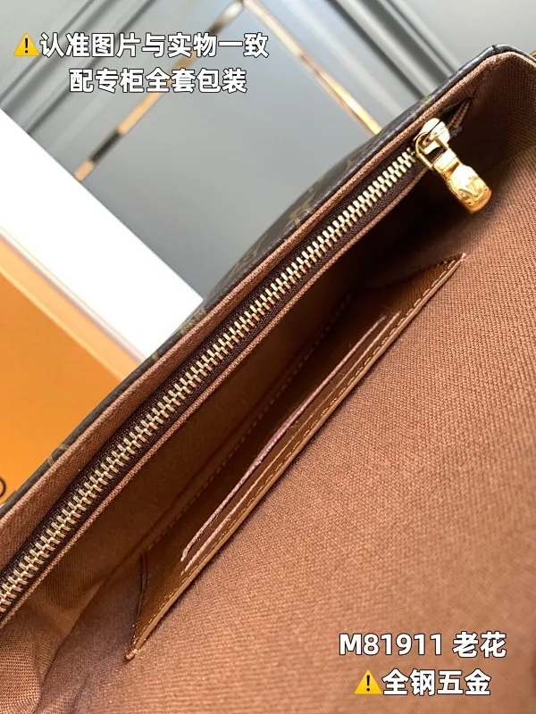 All categories Official website "Brand Women's Bags" Women's Bags 💙 LV 2025 new LV armpit bag