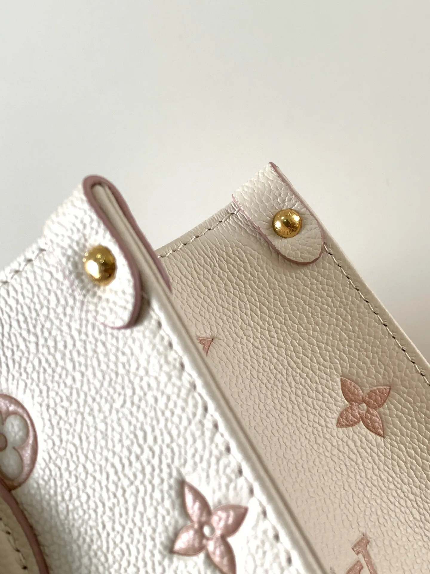 All Categories Official Website "Brand Women's Bags" Women's Bags 💙 LV 2025 New LV Crossbody Bag