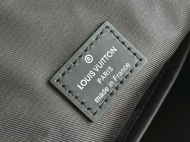 All Categories 💚 Authentic Grade Bags 💚 LV 2026 New LV Backpack Luxury Replica Large Capacity