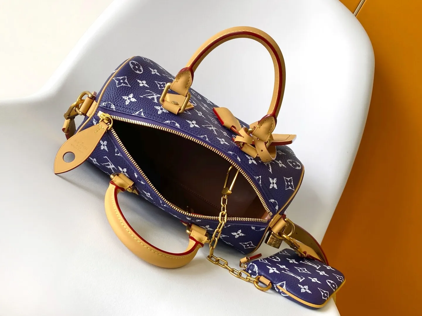 All Categories Official Website "Brand Women's Bags" Women's Bags 💙 LV 2025 New LV Crossbody Bag