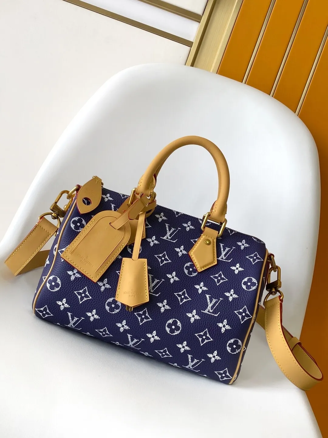 All Categories Official Website "Brand Women's Bags" Women's Bags 💙 LV 2025 New LV Crossbody Bag