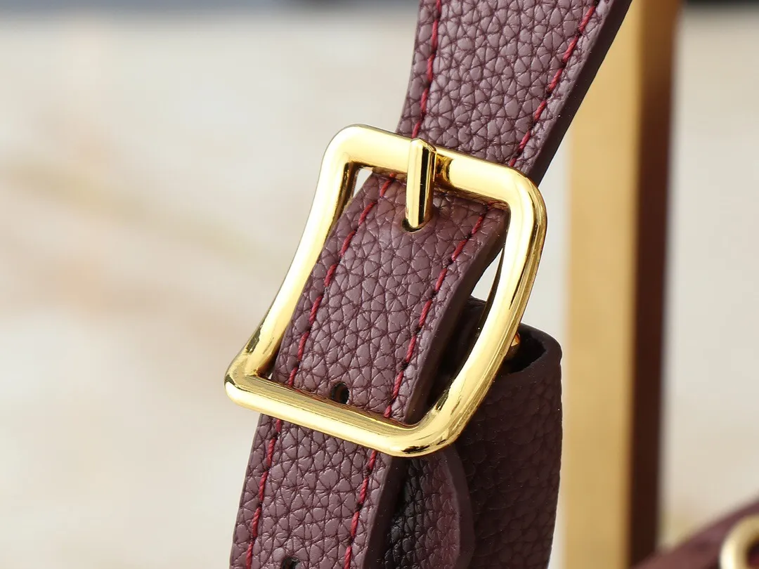All Categories Official Website "Brand Women's Bags" Women's Bags 💙 LV 2025 New LV Crossbody Bag