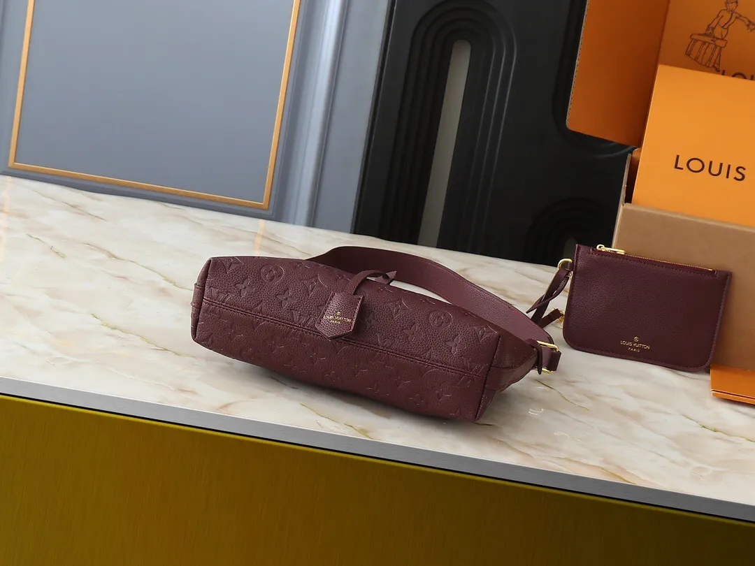 All Categories Official Website "Brand Women's Bags" Women's Bags 💙 LV 2025 New LV Crossbody Bag