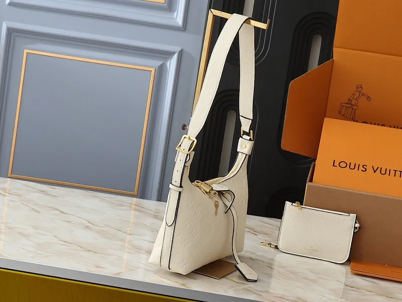 All Categories Official Website "Brand Women's Bags" Women's Bags 💙 LV 2025 New LV Crossbody Bag