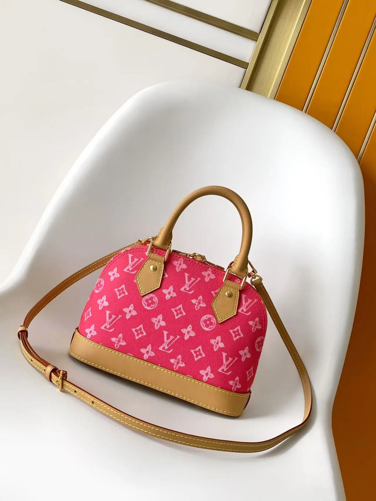 All Categories Official Website "Brand Women's Bags" Women's Bags 💙 LV 2026 New LV Crossbody Bag