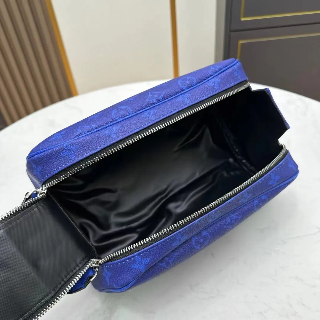 All categories Official website "Brand Women's Bags" Women's Bags 💙 LV 2025 new LV toiletry bag