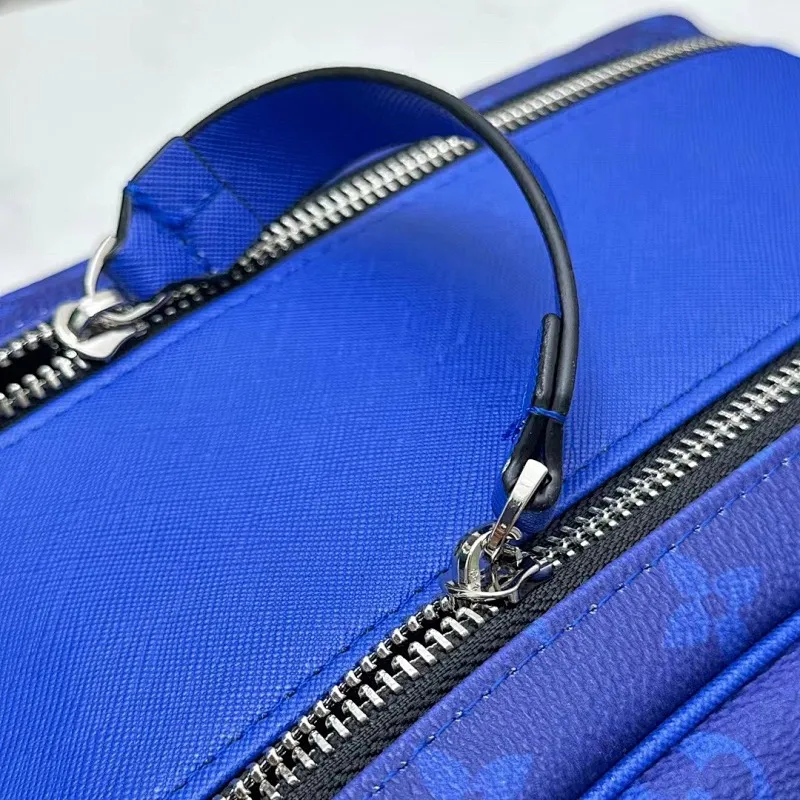 All categories Official website "Brand Women's Bags" Women's Bags 💙 LV 2025 new LV toiletry bag