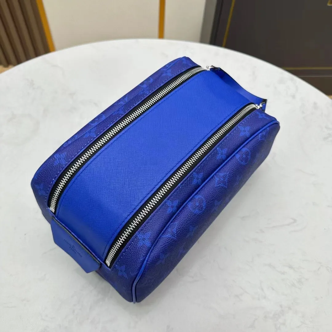 All categories Official website "Brand Women's Bags" Women's Bags 💙 LV 2025 new LV toiletry bag