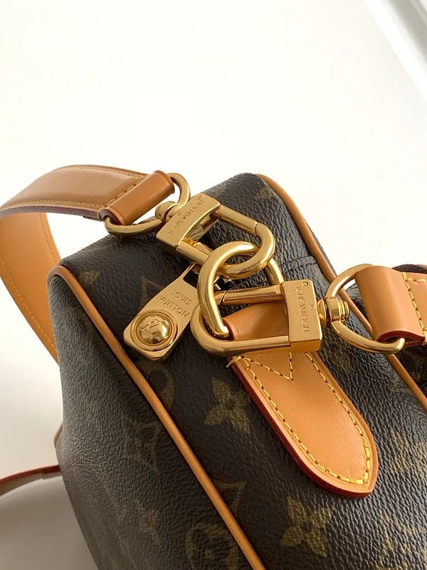 All Categories Official Website "Brand Women's Bags" Women's Bags 💙 LV 2026 New LV Crossbody Bag