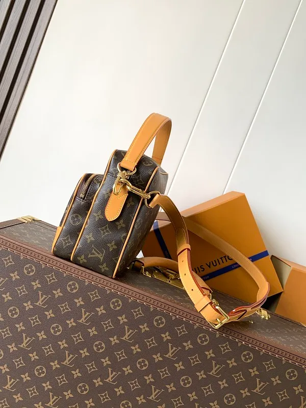All Categories Official Website "Brand Women's Bags" Women's Bags 💙 LV 2026 New LV Crossbody Bag
