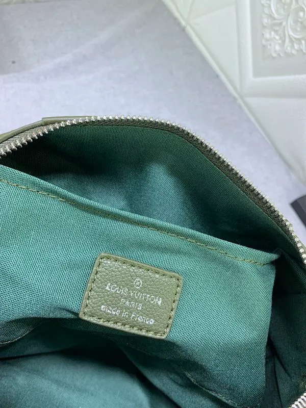 All categories Official website "Brand Women's Bags" Women's Bags 💙 LV replica LV, fine imitation LV bags, LV handbags, 2023 official latest version LV cowhide leather travel bag, bag factory, original material, size: 27-17-13CM