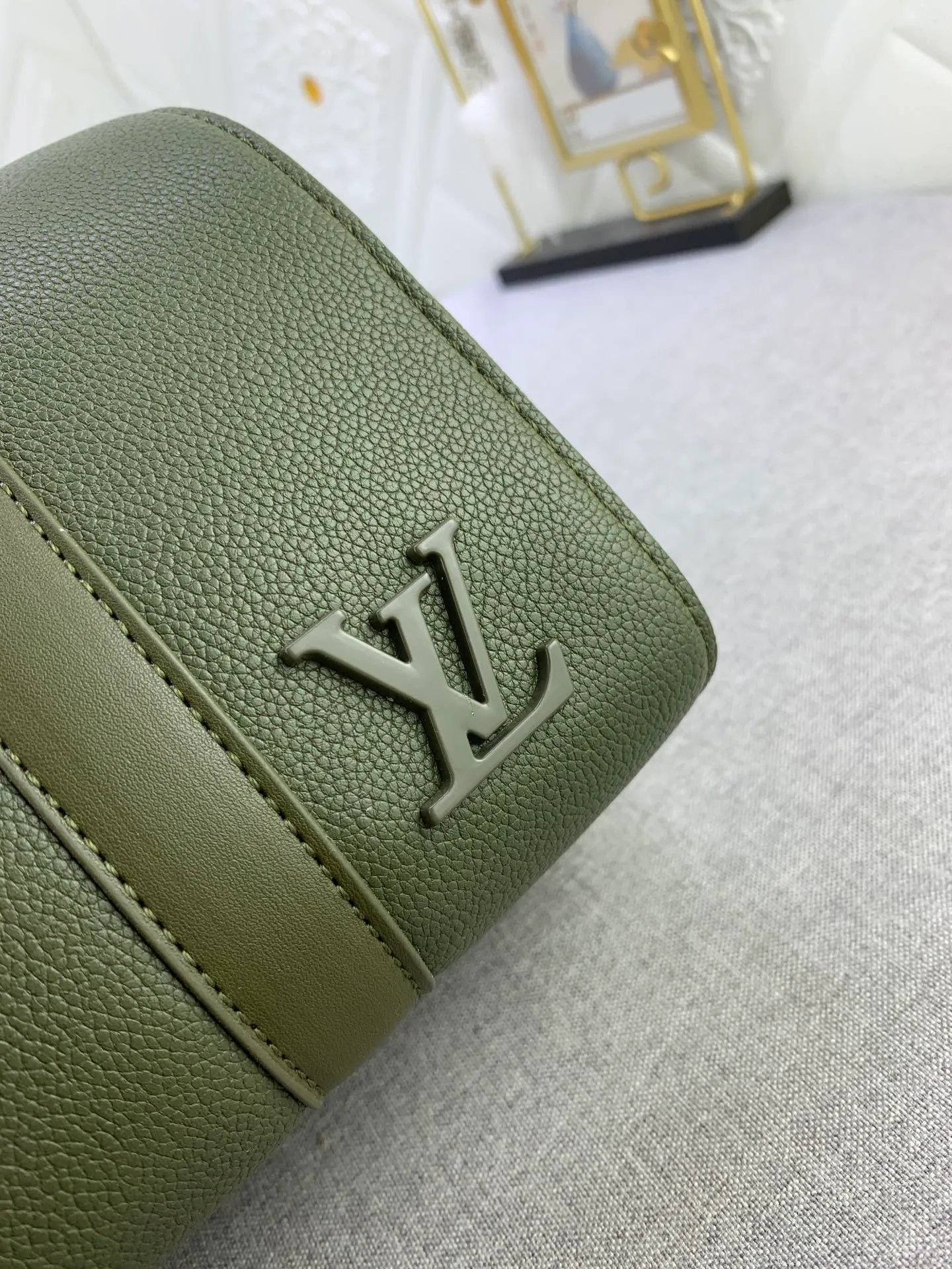 All categories Official website "Brand Women's Bags" Women's Bags 💙 LV replica LV, fine imitation LV bags, LV handbags, 2023 official latest version LV cowhide leather travel bag, bag factory, original material, size: 27-17-13CM