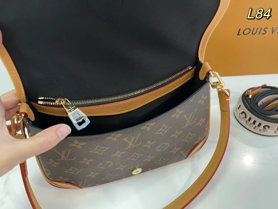 All Categories Official Website "Brand Women's Bags" Women's Bags 💙 LV 2024 New LV Crossbody Bag
