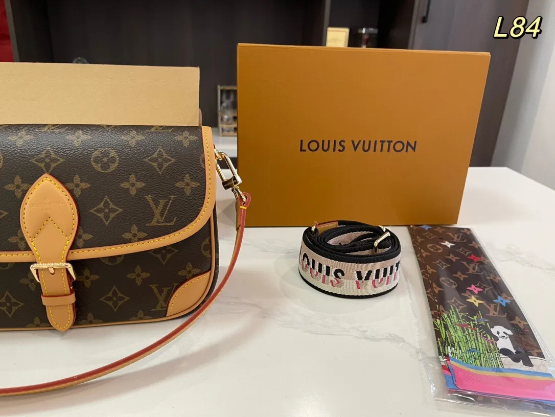 All Categories Official Website "Brand Women's Bags" Women's Bags 💙 LV 2024 New LV Crossbody Bag