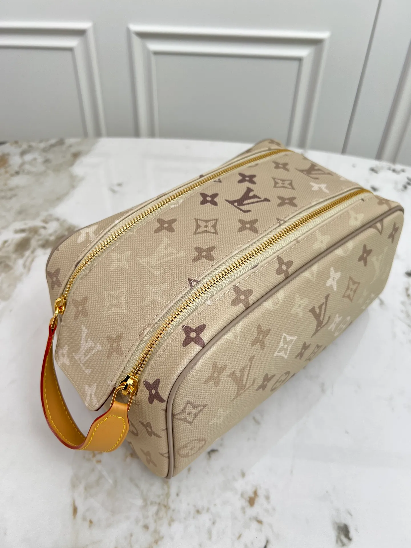 All Categories Official Website "Brand Women's Bags" Women's Bags 💙 LV 2026 New LV Cosmetic Bag