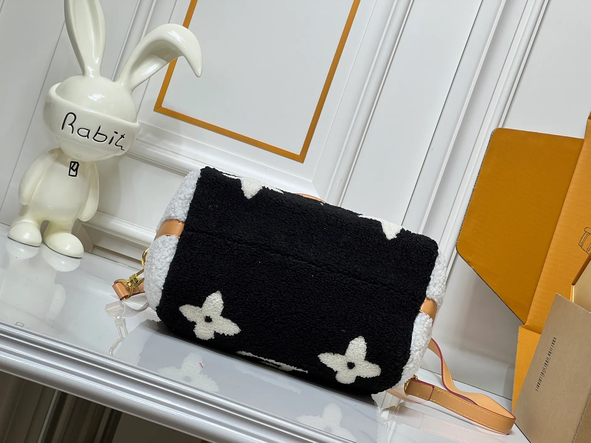 All Categories Official Website "Brand Women's Bags" Women's Bags 💙 LV 2026 New LV Crossbody Bag