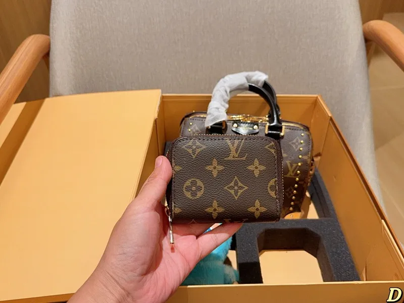 All Categories Official Website "Brand Women's Bags" Women's Bags 💙 LV 2025 New LV Rivet Iron Angle Pillow Bag ➕Coin Purse ➕labubu Pendant