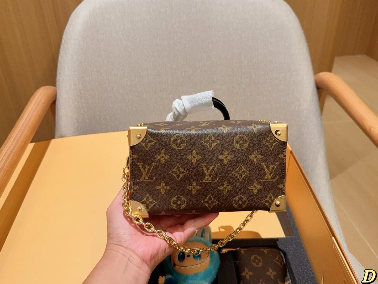 All Categories Official Website "Brand Women's Bags" Women's Bags 💙 LV 2025 New LV Rivet Iron Angle Pillow Bag ➕Coin Purse ➕labubu Pendant