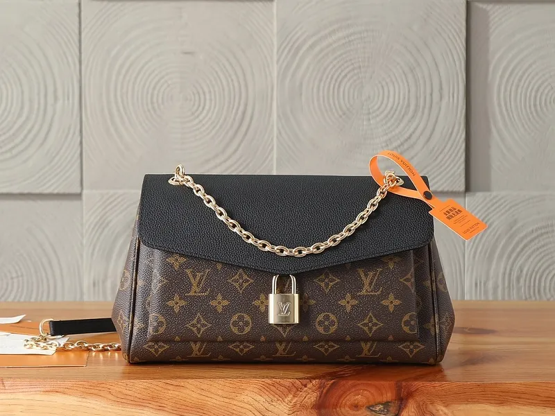 All Categories Official Website "Brand Women's Bags" Women's Bags 💙 LV LV 2026 New Crossbody Shoulder Bag