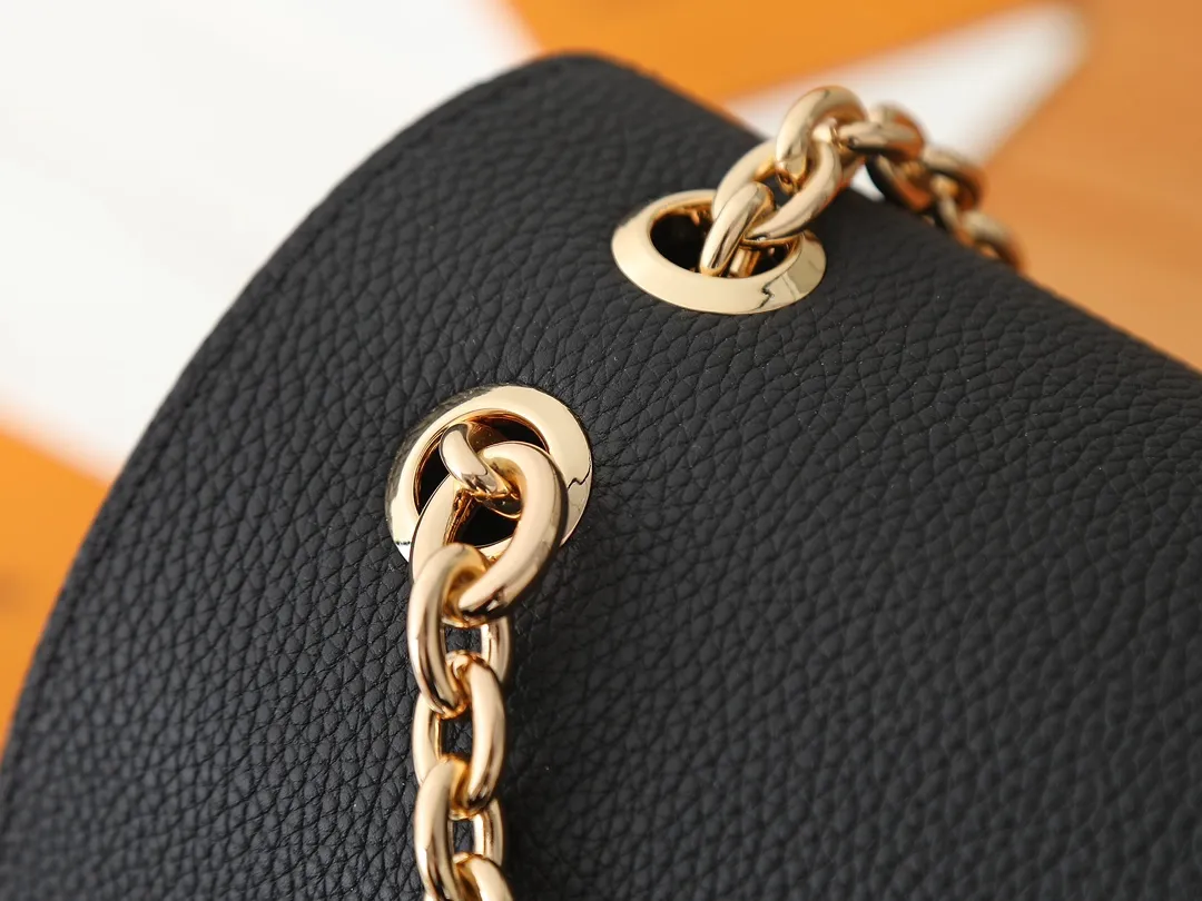 All Categories Official Website "Brand Women's Bags" Women's Bags 💙 LV LV 2026 New Crossbody Shoulder Bag