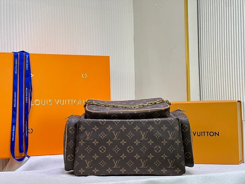 All categories Official website "Brand Women's Bags" Women's Bags 💙 LV 2022 Official New LV Backpack Wholesale 58002600 High Quality Size: 45-33-22CM