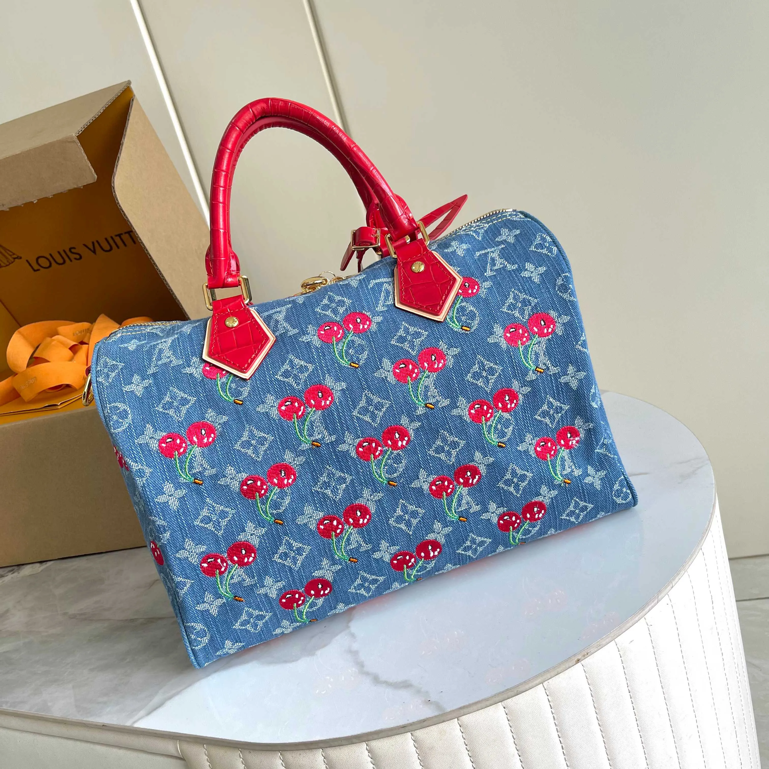 All Categories Official Website "Brand Women's Bags" Women's Bags 💙 LV LV 2026 New Handheld Shoulder Bag
