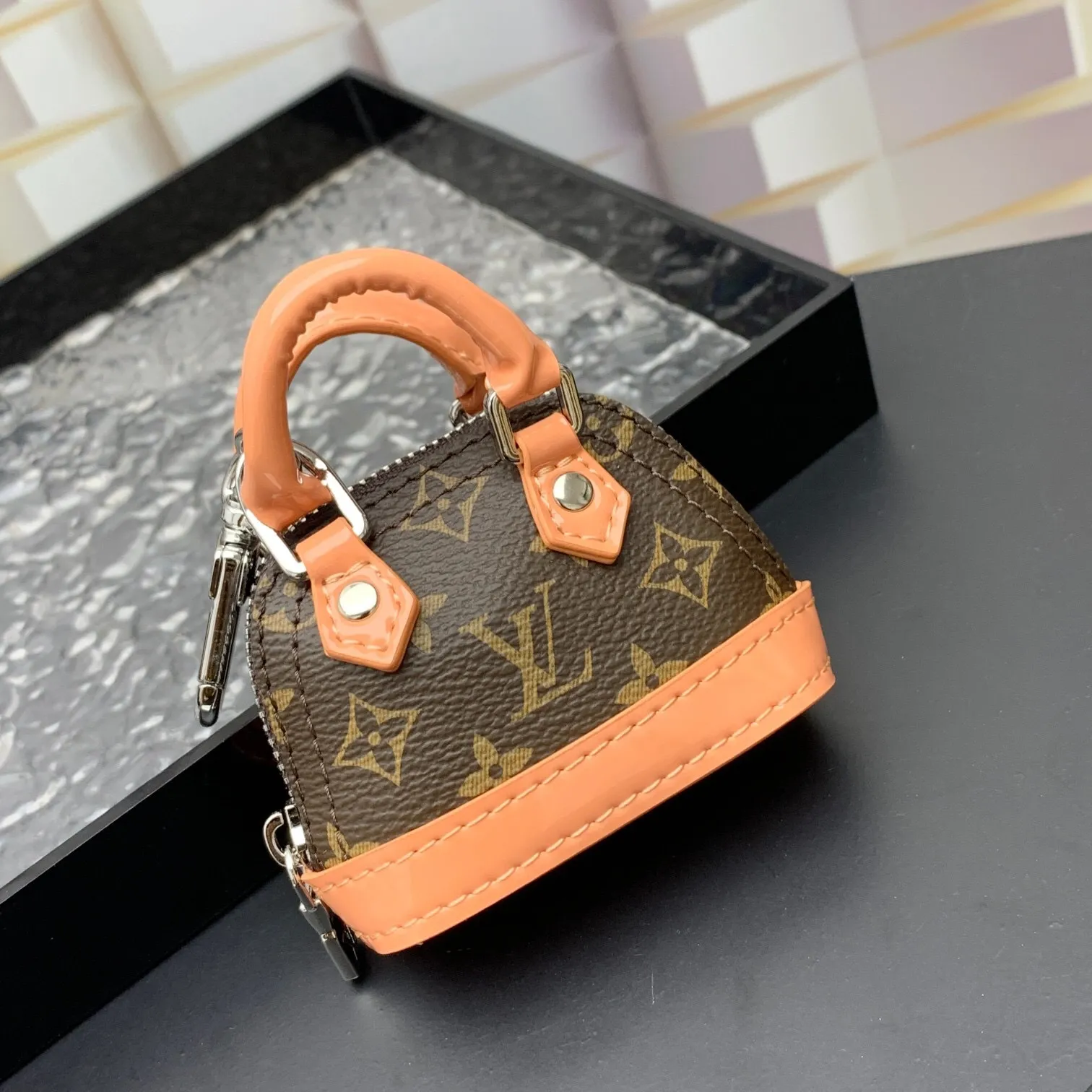 All Categories Official Website "Brand Women's Bags" Women's Bags 💙 LV 2025 New LV Crossbody Bag