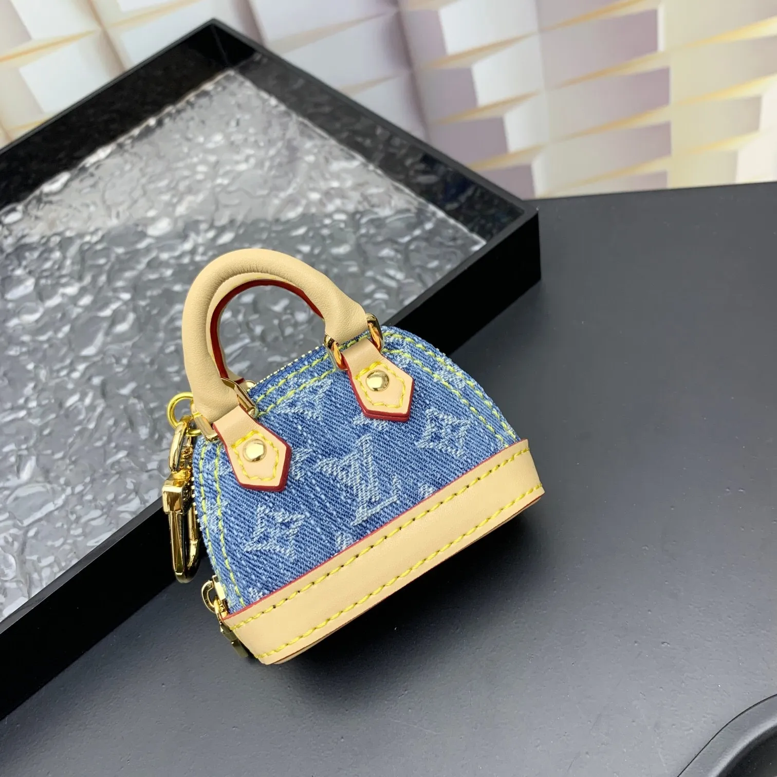 All Categories Official Website "Brand Women's Bags" Women's Bags 💙 LV 2025 New LV Crossbody Bag
