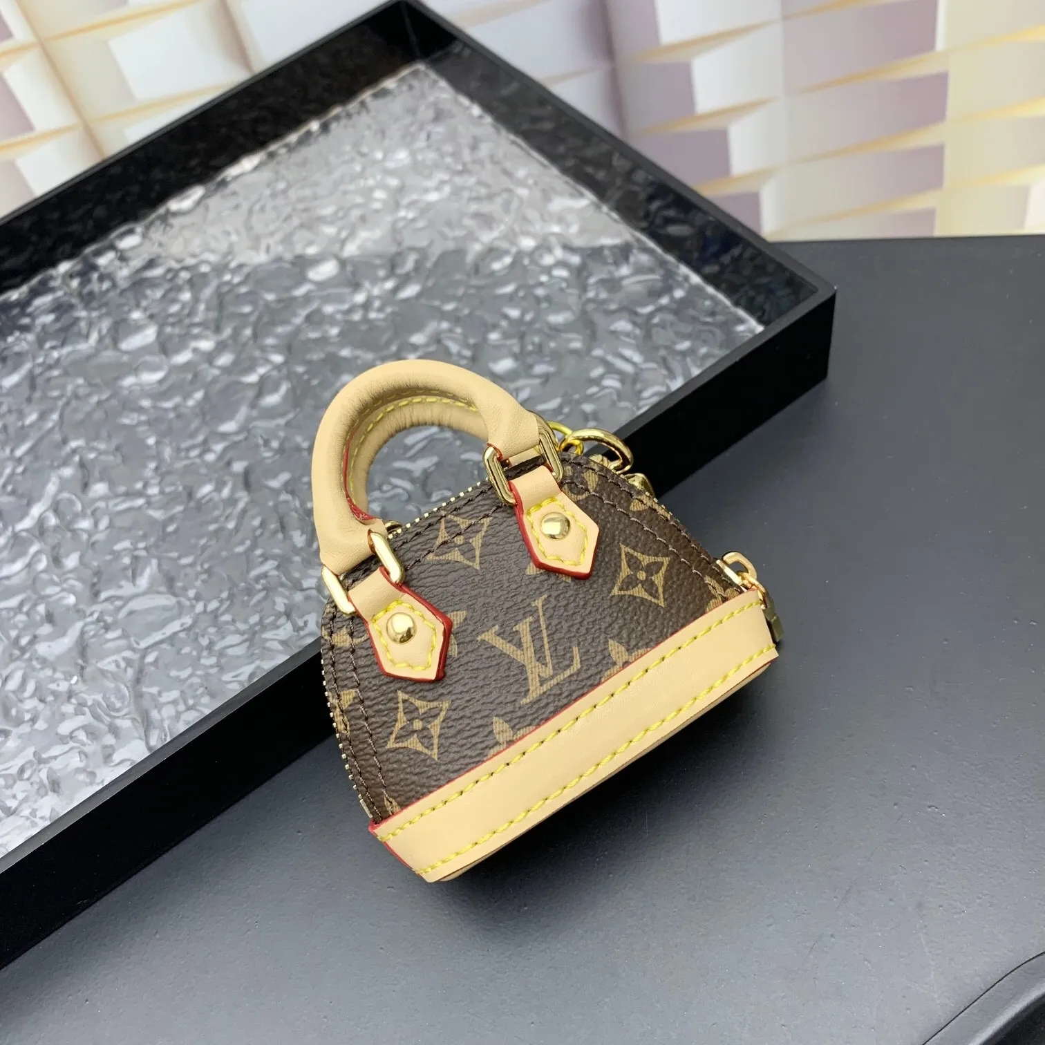 All Categories Official Website "Brand Women's Bags" Women's Bags 💙 LV 2025 New LV Crossbody Bag