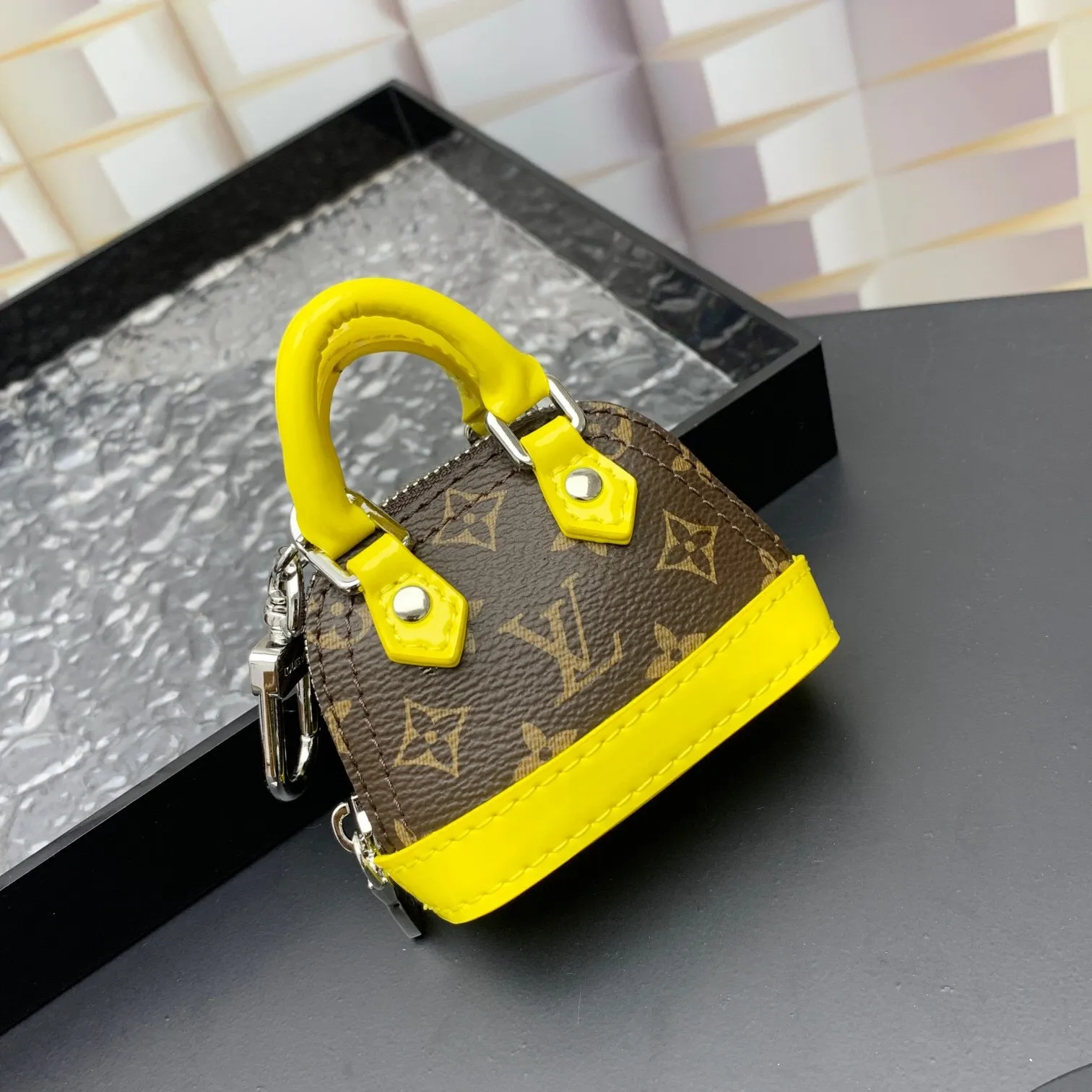 All Categories Official Website "Brand Women's Bags" Women's Bags 💙 LV 2025 New LV Crossbody Bag