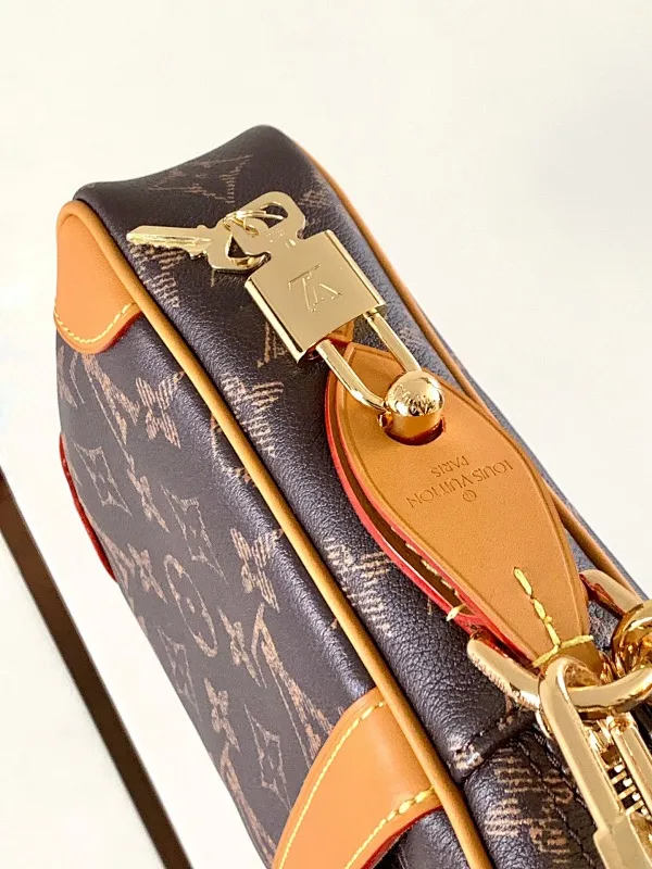 All Categories Official Website "Brand Women's Bags" Women's Bags 💙 LV 2025 New LV Crossbody Bag