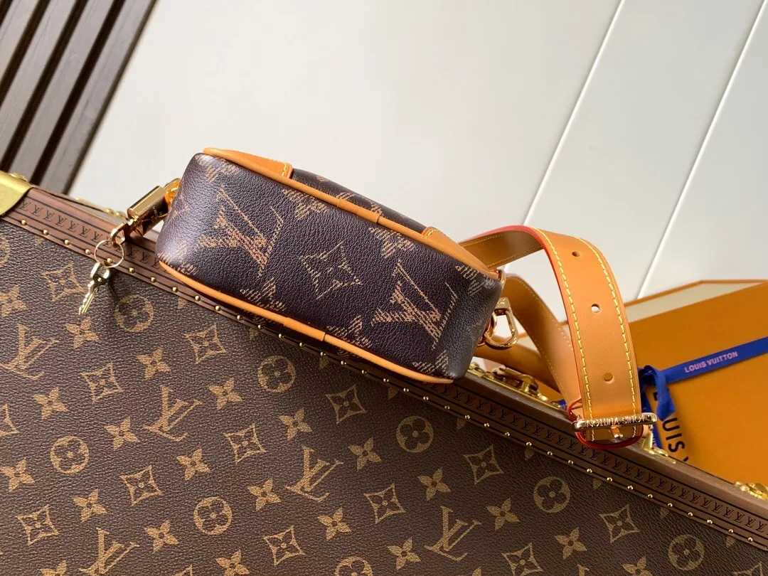 All Categories Official Website "Brand Women's Bags" Women's Bags 💙 LV 2025 New LV Crossbody Bag