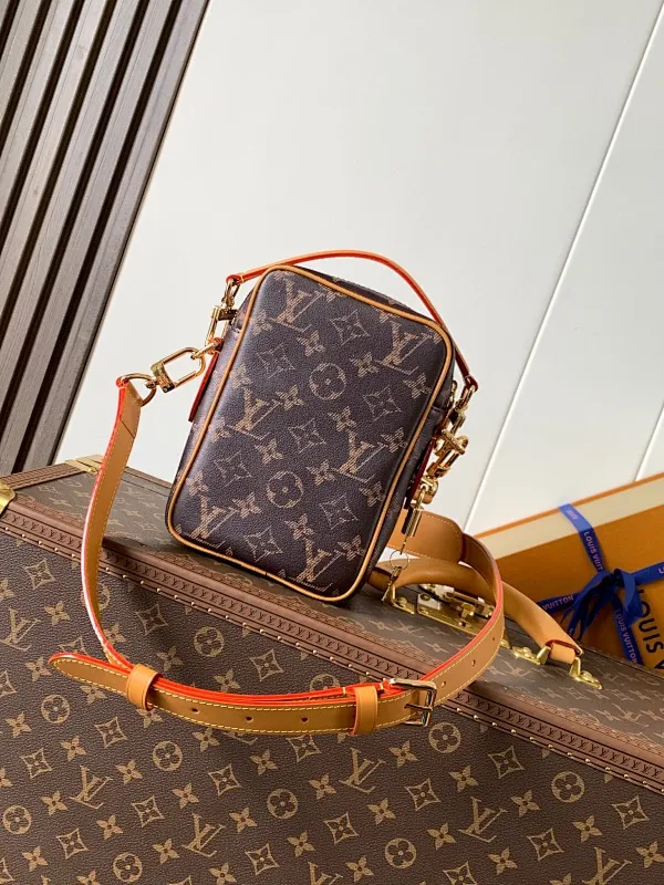 All Categories Official Website "Brand Women's Bags" Women's Bags 💙 LV 2025 New LV Crossbody Bag