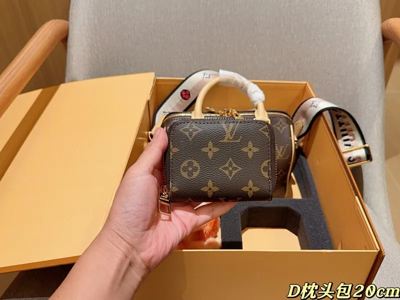 All Categories Official Website "Brand Women's Bags" Women's Bags 💙 LV 025 New LV Set Classic 20cm Pillow Bag