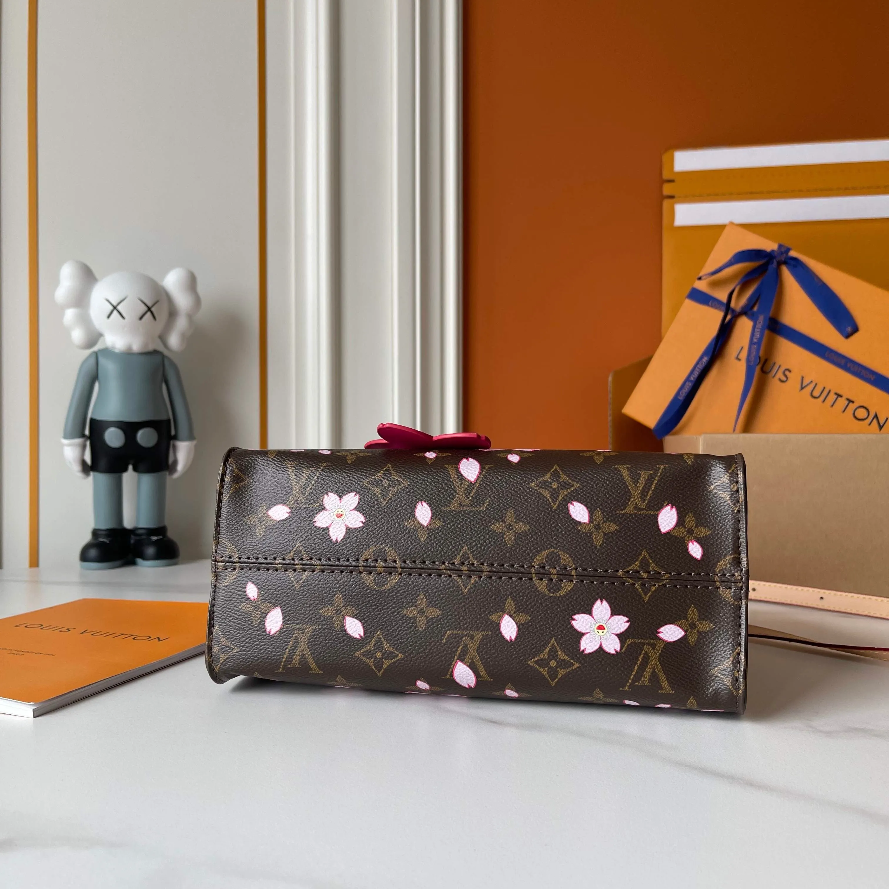 All Categories Official Website "Brand Women's Bags" Women's Bags 💙 LV 2025 New LV Crossbody Bag
