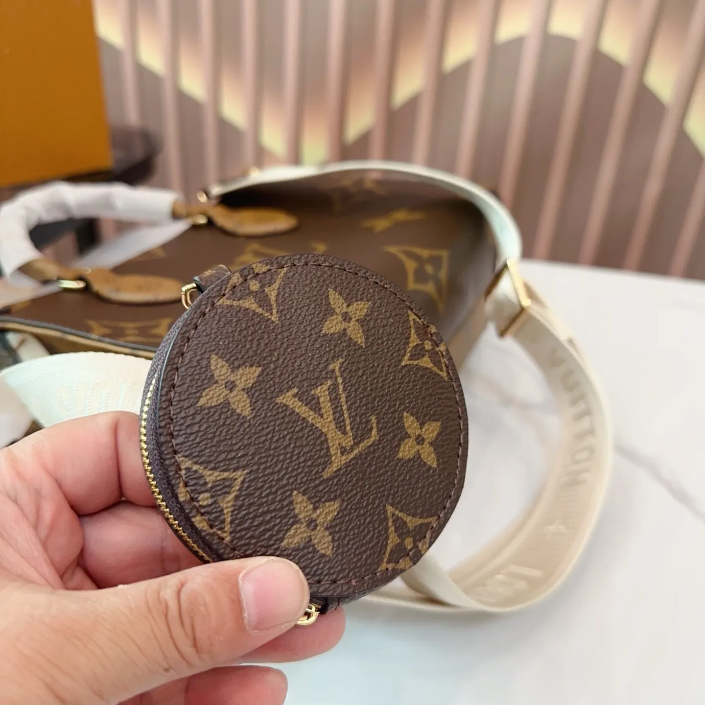 All Categories Official Website "Brand Women's Bags" Women's Bags 💙 LV 2025 New LV Crossbody Bag