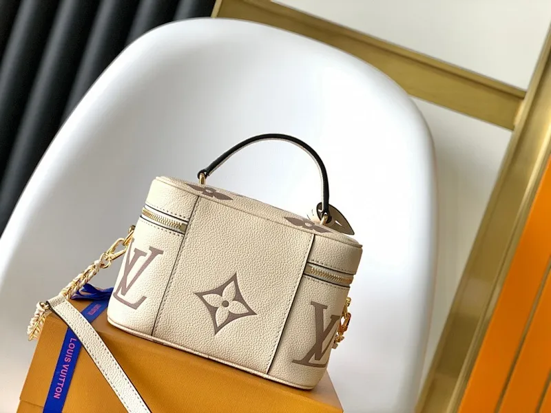 All Categories Official Website "Brand Women's Bags" Women's Bags 💙 LV 2025 New LV Crossbody Bag