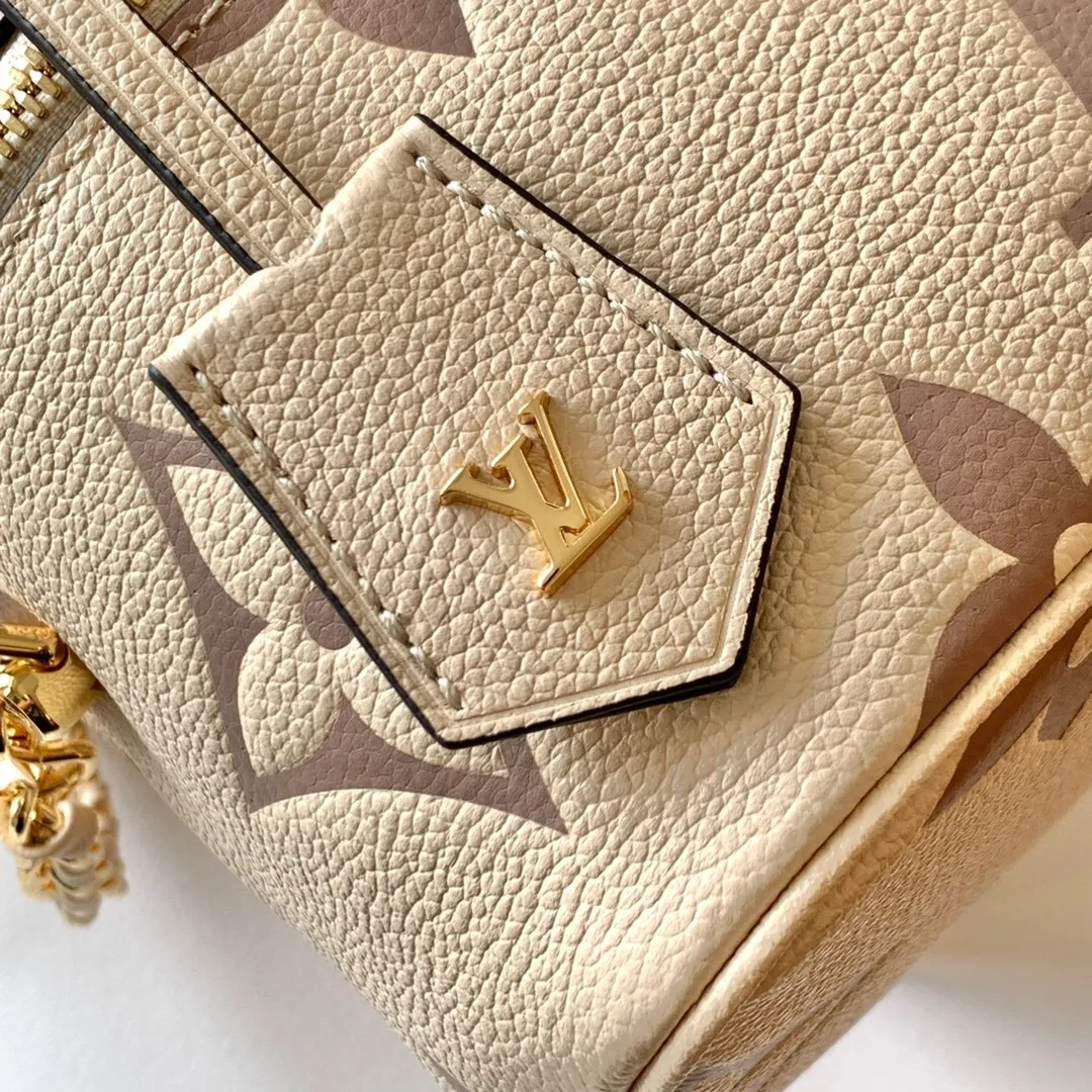 All Categories Official Website "Brand Women's Bags" Women's Bags 💙 LV 2025 New LV Crossbody Bag